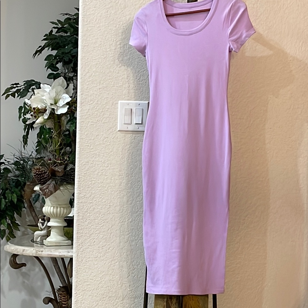 Classic Scoop Neck Lavender Bodycon Dress - Picture 1 of 9